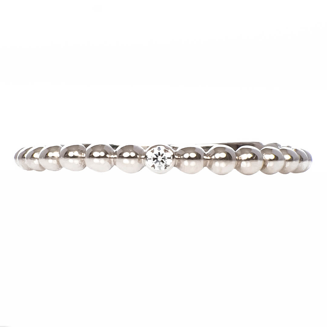 Anillo Delgado de Bolitas Lisas con Circonia Central