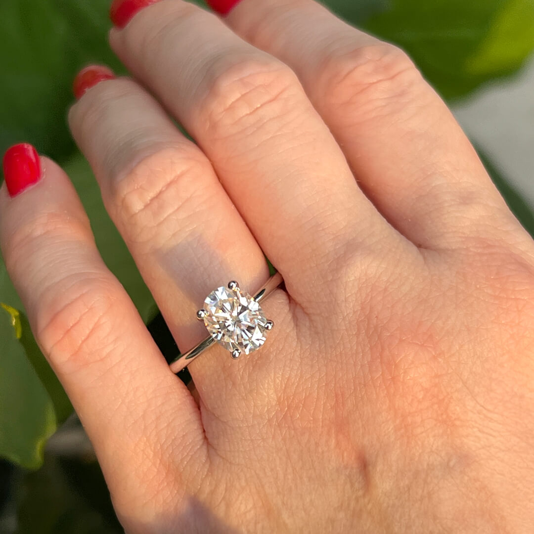 Solitario Bella con Moissanita Oval 2.00qts 9x7mm