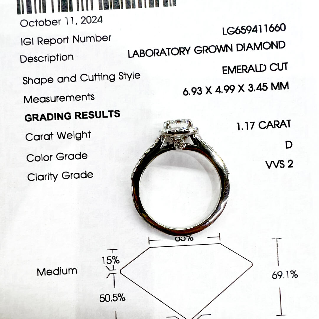 Anillo de Compromiso con Diamante Labgrown Corte Esmeralda 1.17qts