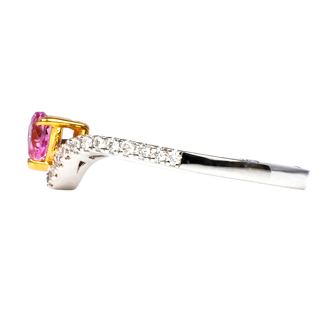 Anillo de Zafiro Rosa Corte Corazón y Diamantes Naturales 0.12qts