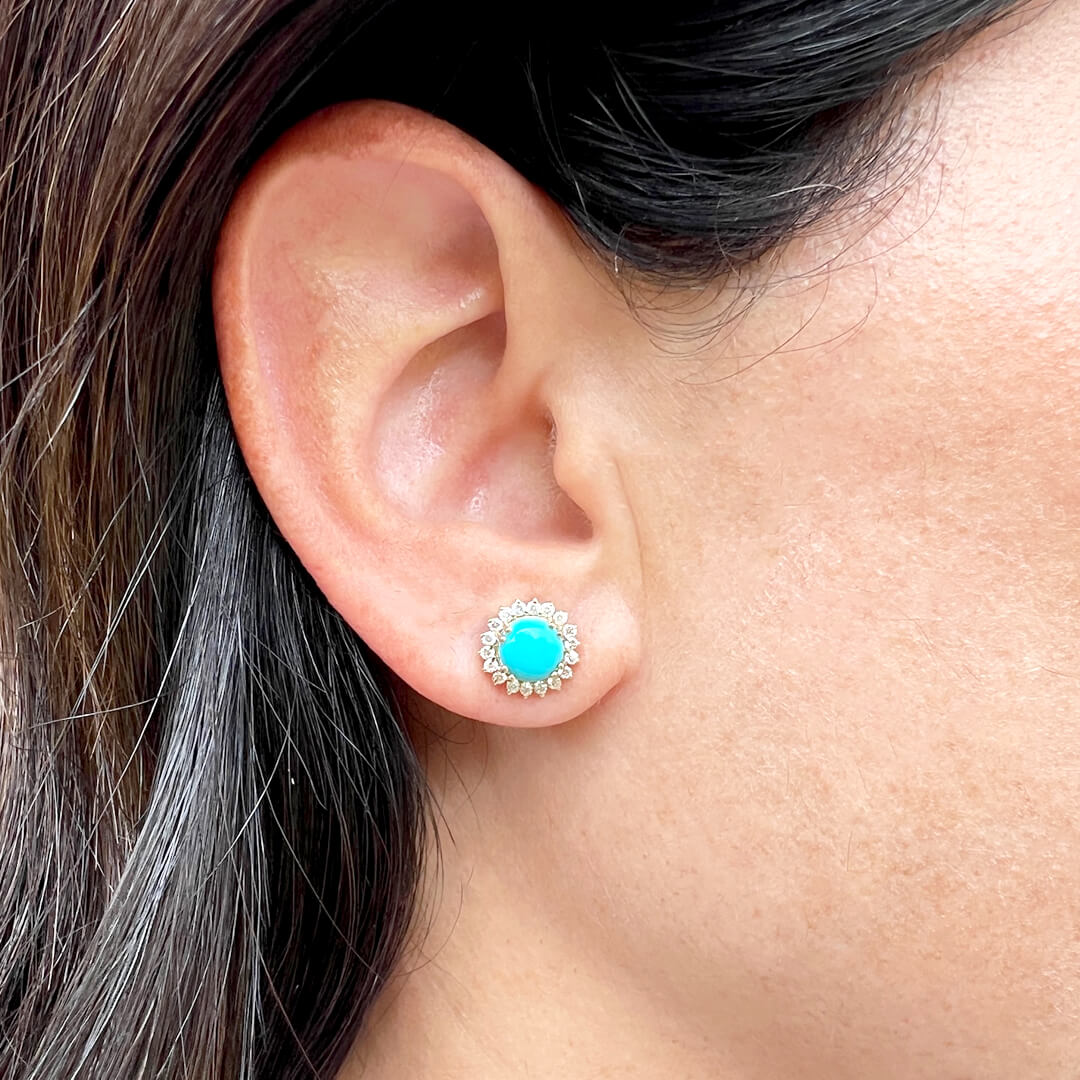 Aretes con Turquesa y Halo de Diamantes Naturales 0.30qts
