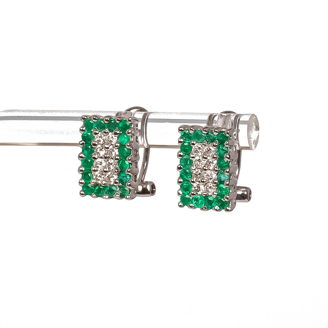 Aretes de Esmeraldas Naturales 0.60qts y Diamantes Naturales 0.24qts