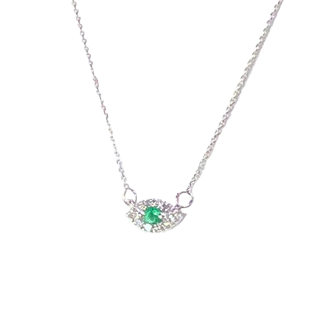 Collar con Dije de Ojito con Esmeralda Nat. 0.03qts y Diamantes Naturales 0.07qts
