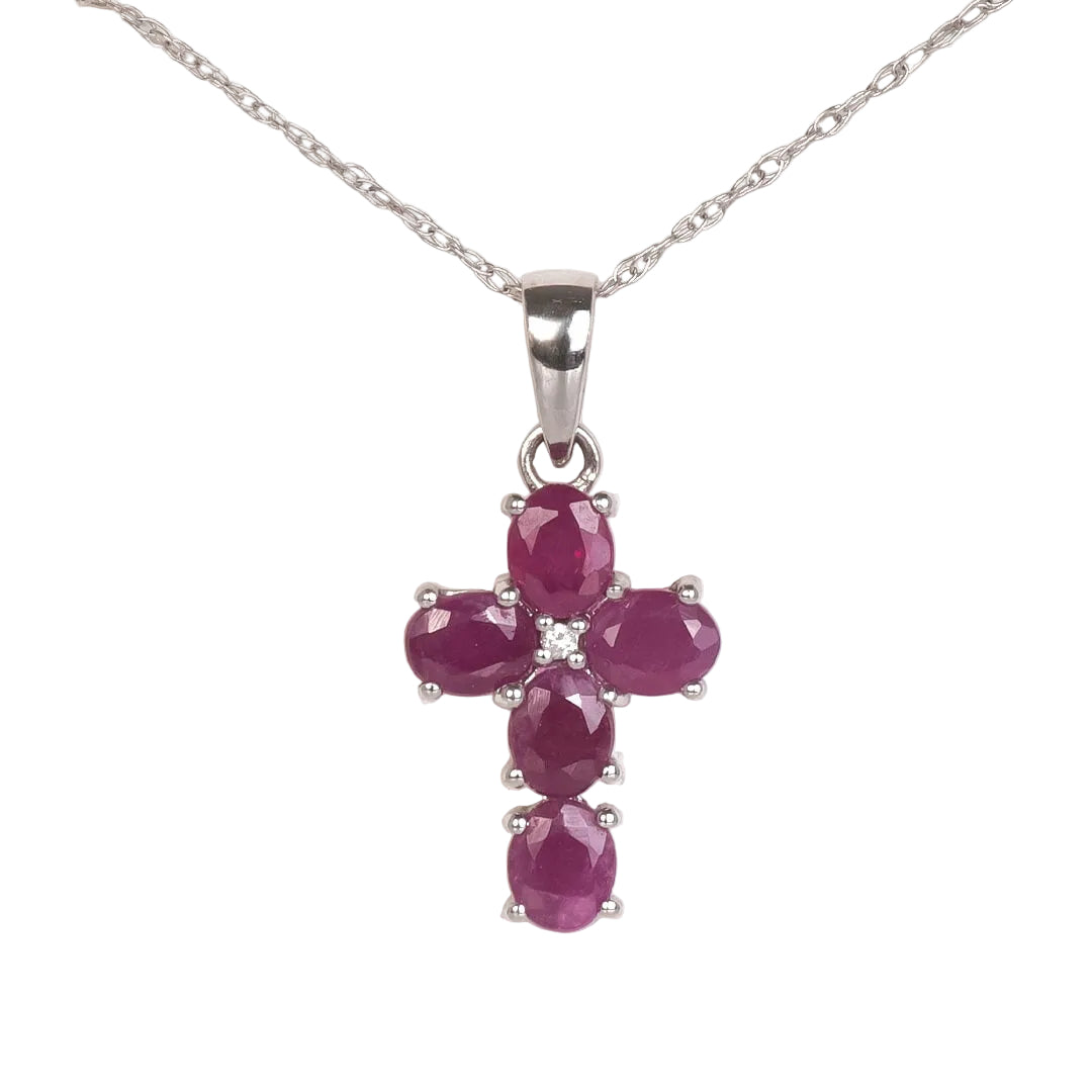 Cruz con Rubies Naturales 1.58 qts y Diamante Natural 0.02qts