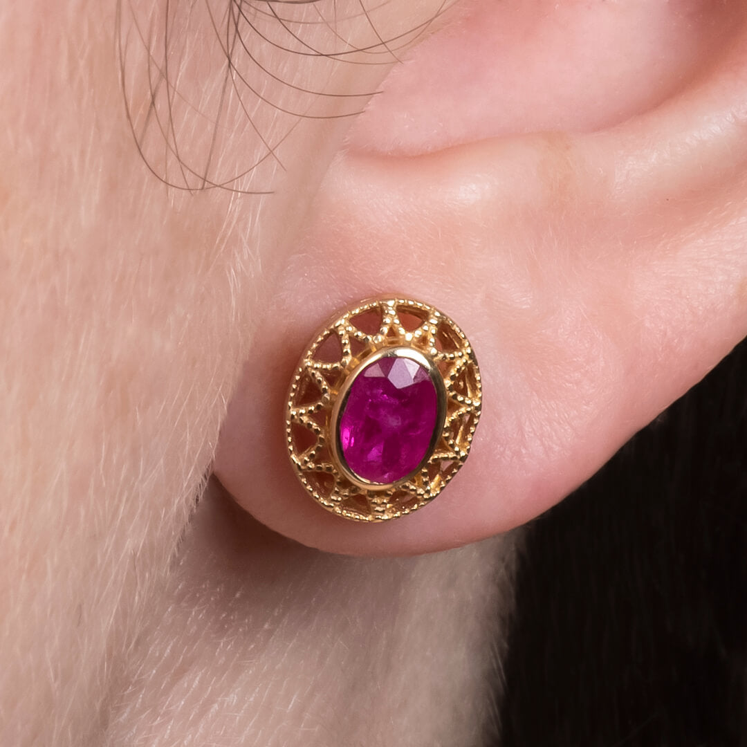 Juego de Rubí Natural Oval con Cadena Ancla