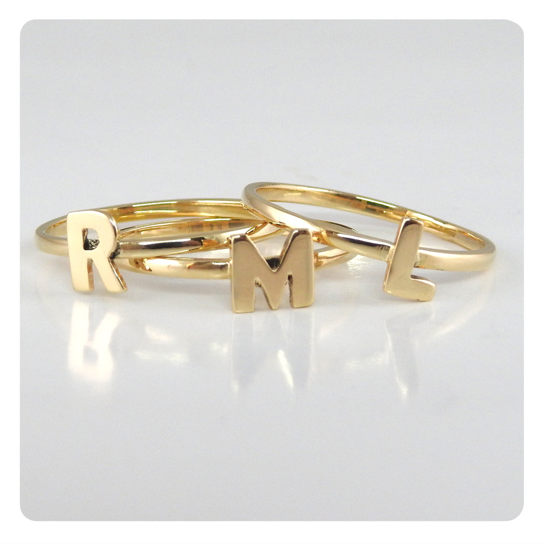 Anillo personalizado letra