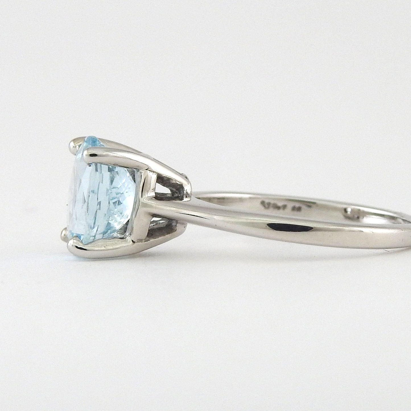 Aguamarina Natural en Solitario