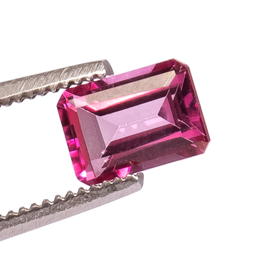 Topacio Rosa Natural Corte Esmeralda