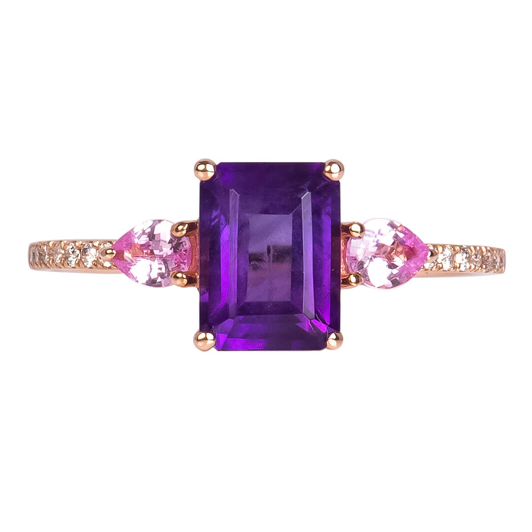 Anillo Amatista Corte Esmeralda 1.49qts con Zafiros Rosas Laterales 0.34qts y Diamantes 0.06qts
