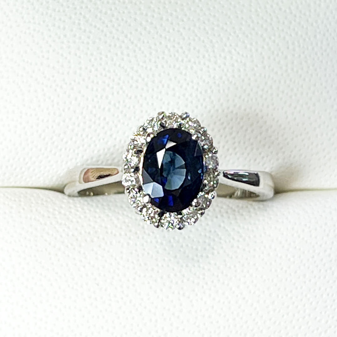 Anillo Diana con Zafiro Natural Azul 1.67qts 8x6mm