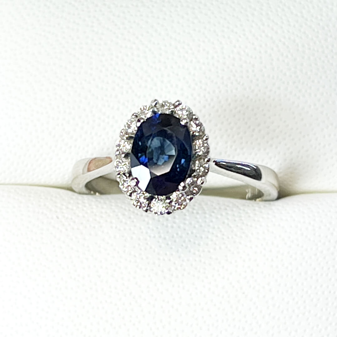 Anillo Diana con Zafiro Natural Azul 1.67qts 8x6mm