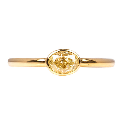 Anillo Pinky con Diamante Amarillo Oval 0.35qts