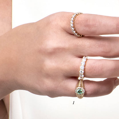 Anillo Pinky con Turmalina Paraiba 0.68qts y Diamantes Naturales 0.18qts