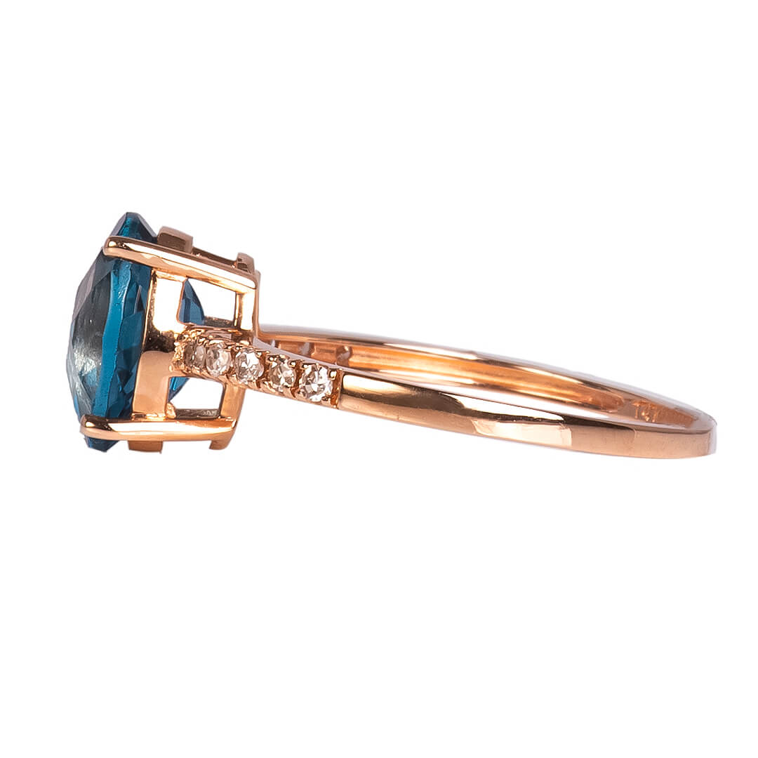 Anillo Topcio Swiss Blue y Diamantes 0.10qts