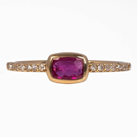 Anillo con Rubí 0.45qts y Diamantes Naturales 0.11qts