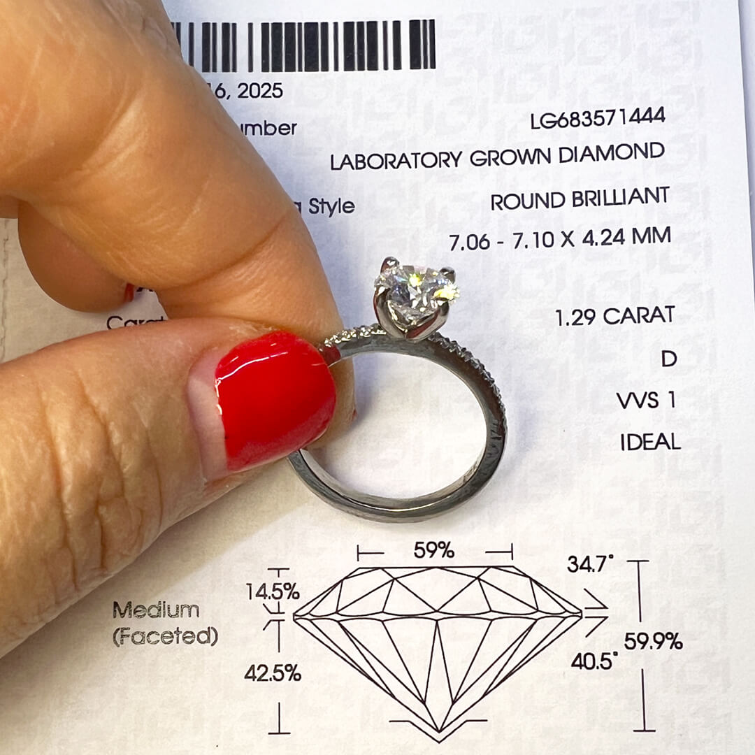 Anillo de Compromiso Corte Redondo 1.29qts