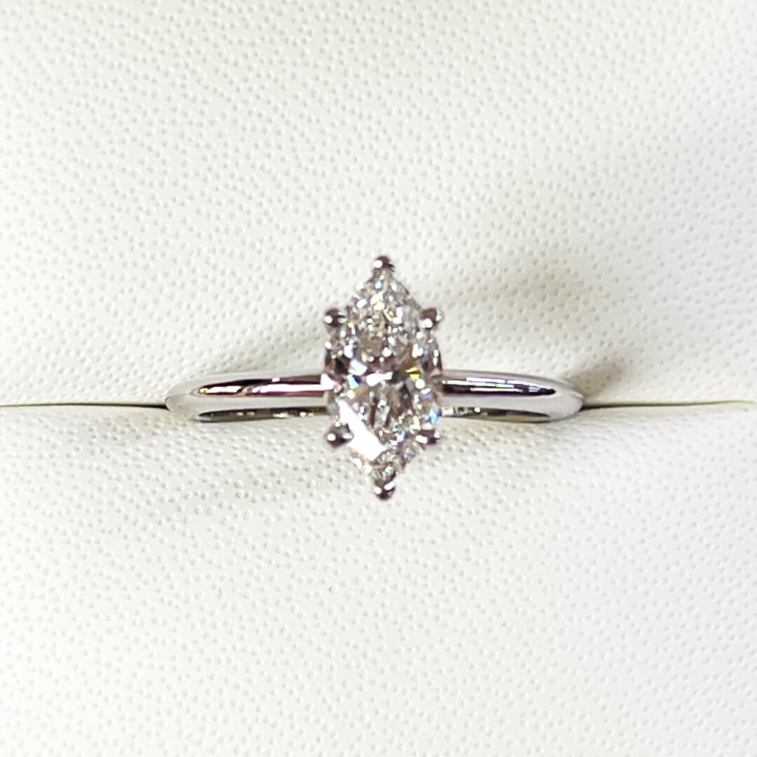 Anillo de Compromiso con Diamante Labgrown Corte Marquise 1.19qts