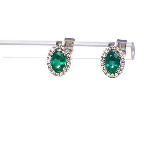 Aretes con Esmeraldas 0.75qts y Diamantes Naturales 0.15qts