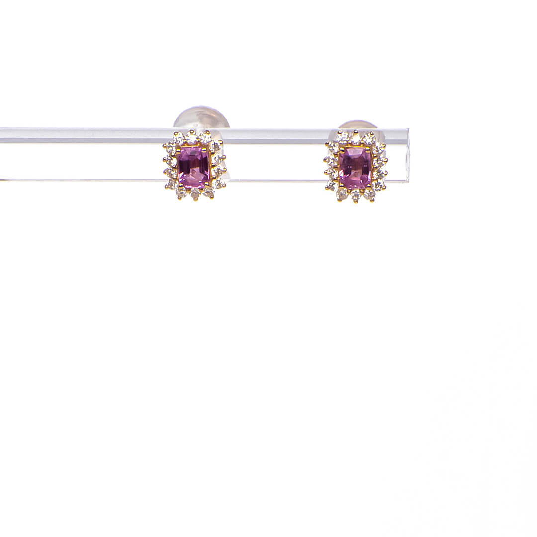Aretes con Zafiros Rosas 0.52qts y Diamantes Nat 0.20qts