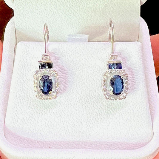 Aretes con Zafiros y Diamantes Naturales 0.30qts