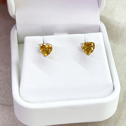 Aretes tipo Stud forma de Corazón con Citrina 14k