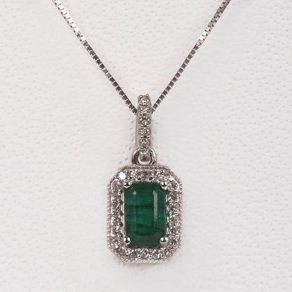 Cadena con Dije de Esmeralda Natural 0.22qts y Diamantes Naturales 0.09qts