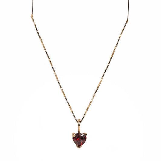Collar con Dije de Corazón con Granate