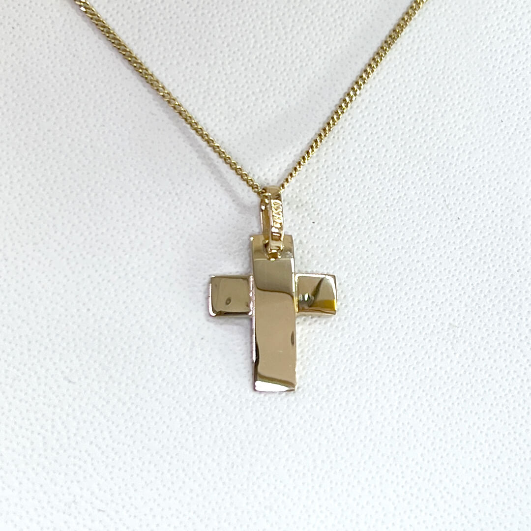 Cruz Lisa con Relieve en el Centro 14k