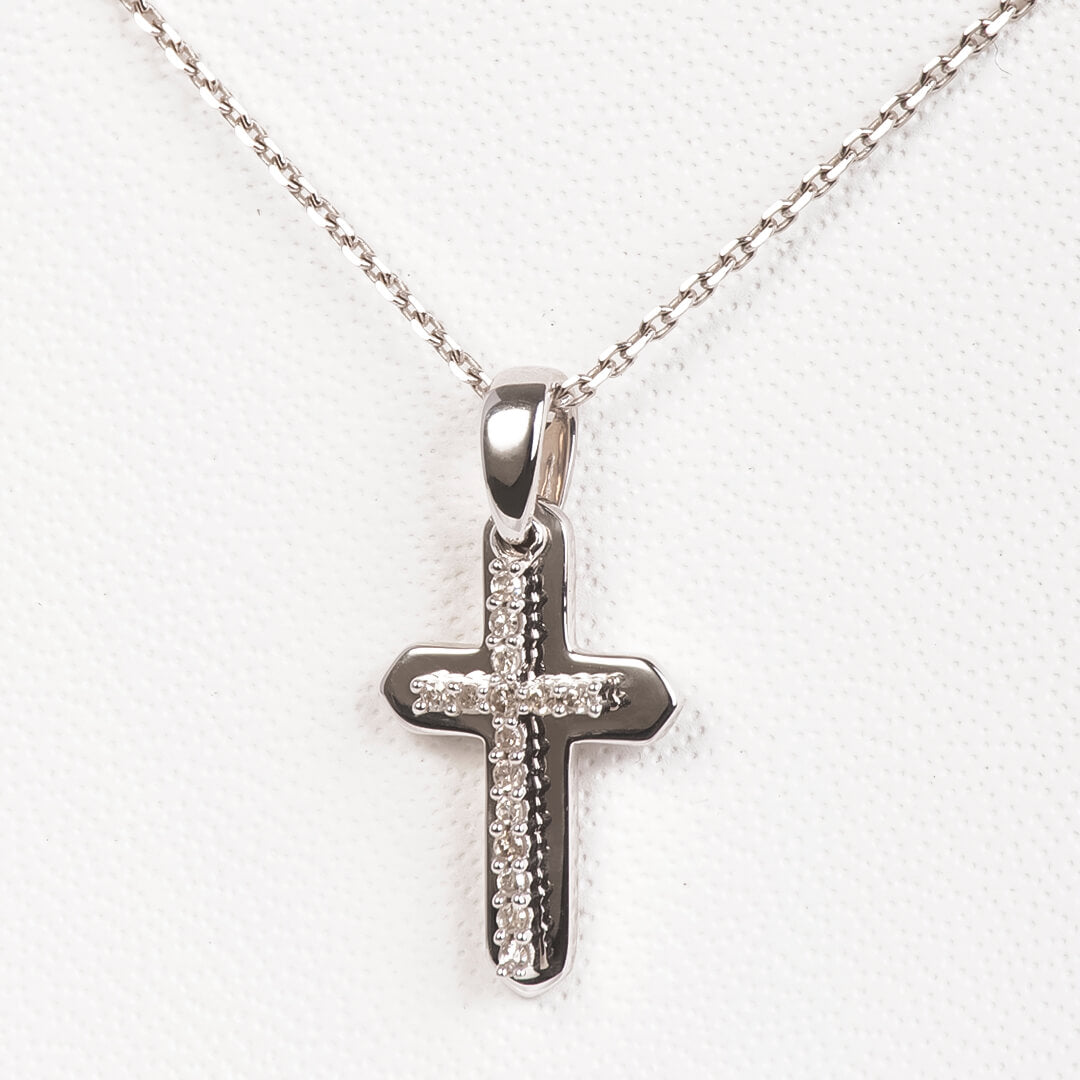 Cruz con Diamantes Naturales 0.08qts