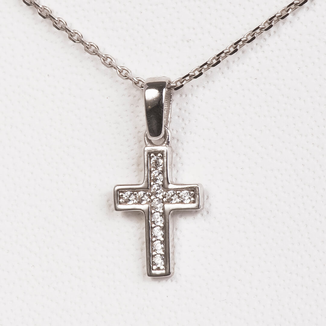 Cruz con Circonias 11mm