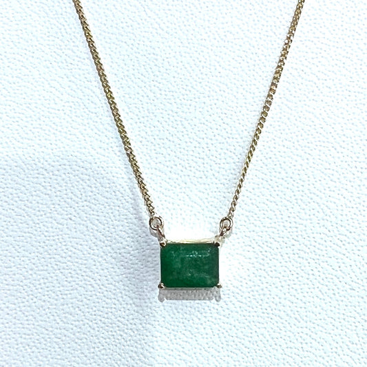 Dije de Esmeralda con Cadena