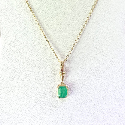 Dije de Esmeralda Natural 0.44qts