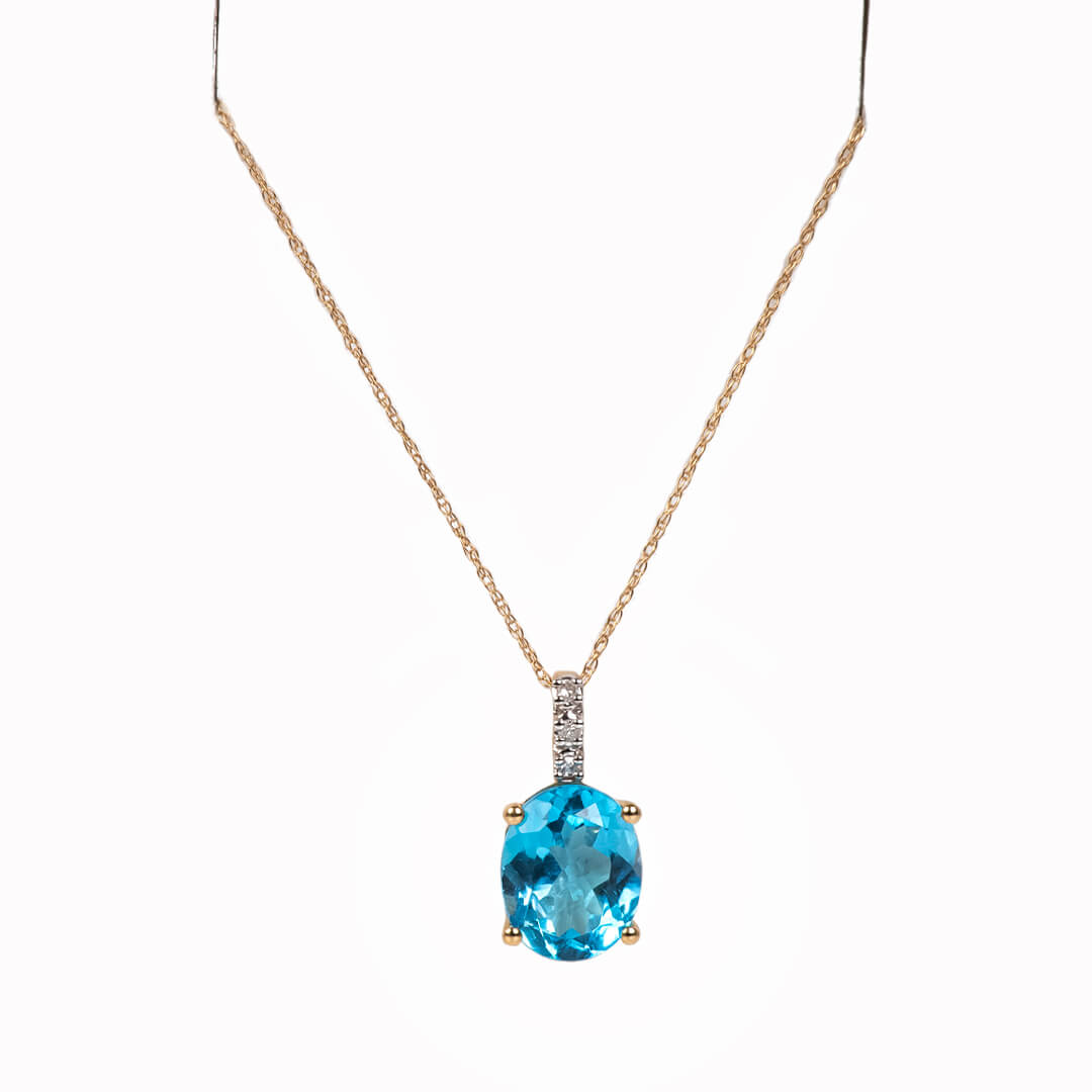 Dije con Topacio y Diamantes Naturales con Cadena