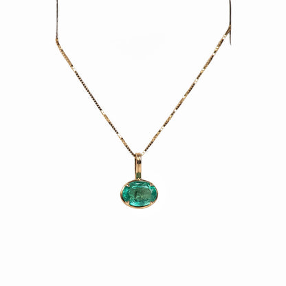 Dije con Esmeralda Oval 0.81qts