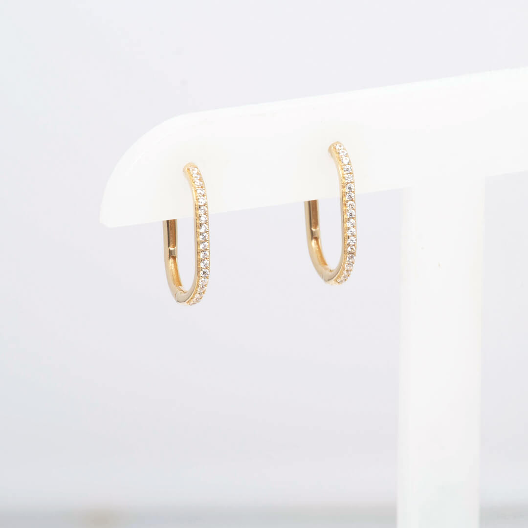 Huggies Ovales on Circonias 17mm