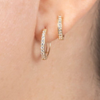 Huggies Redondos con Circonias 10mm