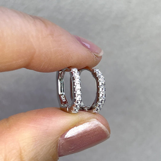 Huggies con Circonias Hexagonales