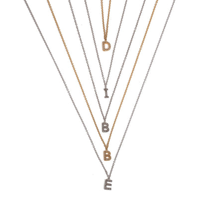 Letras 18k con Diamantes Naturales y Cadena