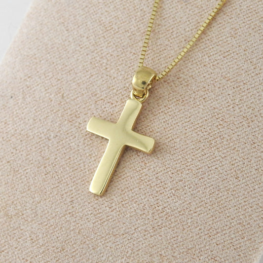 Cruz lisa con cadena