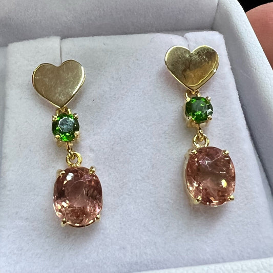 turmalinas, aretes, oro, corazon, verde, rosa
